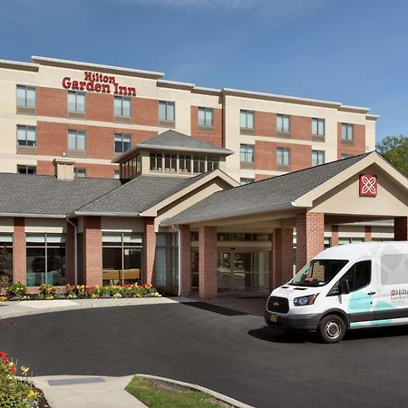 Hilton Garden Inn Stony Brook Bagian luar foto