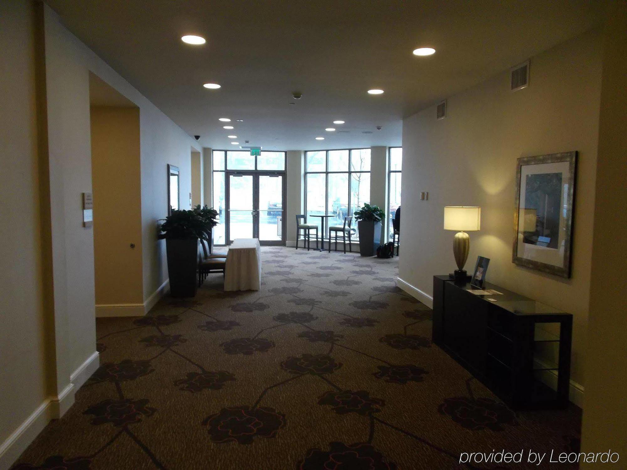 Hilton Garden Inn Stony Brook Bagian luar foto